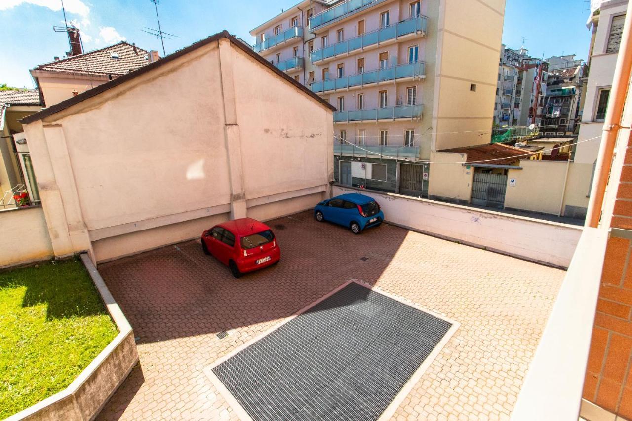 Come Casa Like Home Apartment With Parking Turin Exteriör bild