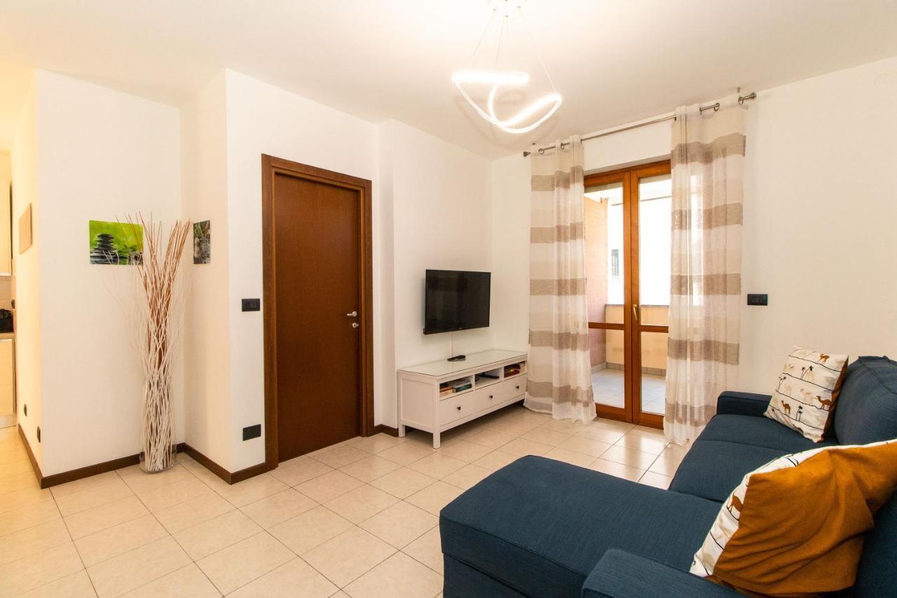 Come Casa Like Home Apartment With Parking Turin Exteriör bild